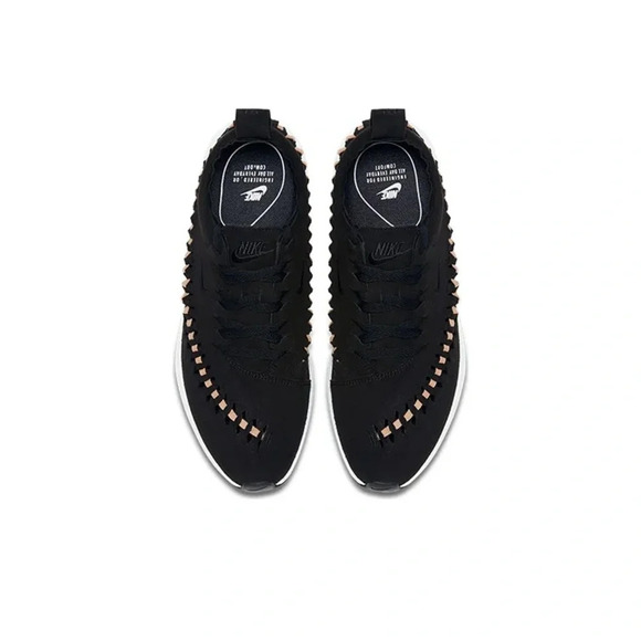 NIB Nike Women’s Dualtone Racer Running Low Top Black/White Shoes in size 7.5 - Picture 3 of 10